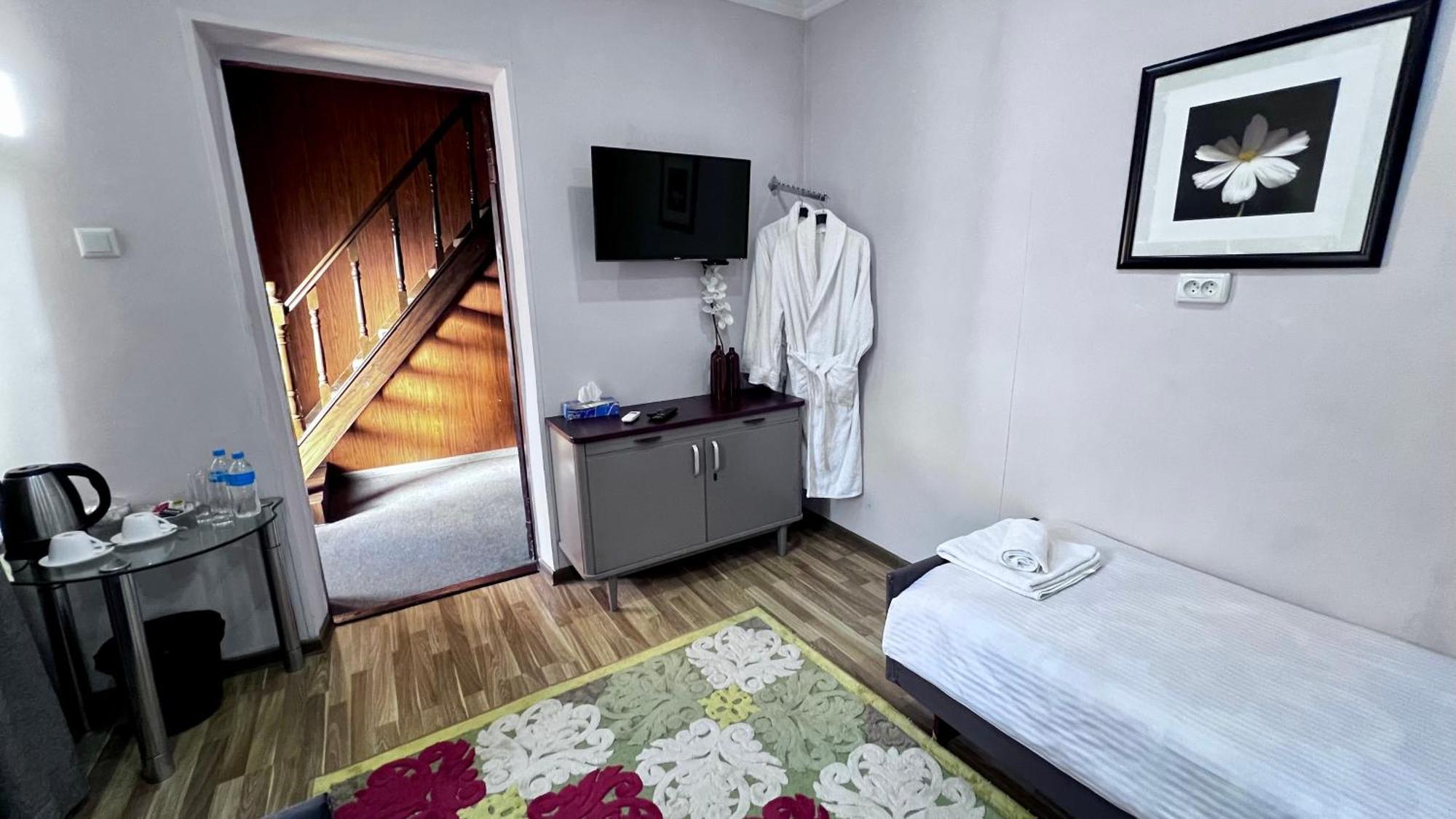 Frоdо - Cozy As A Home For 4-6 Persons Tasjkent Eksteriør billede